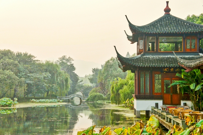 FANTASIAS DE CHINA Y LAS MONTAAS ALELUYA -SALIDA 21 DE OCTUBRE 2025