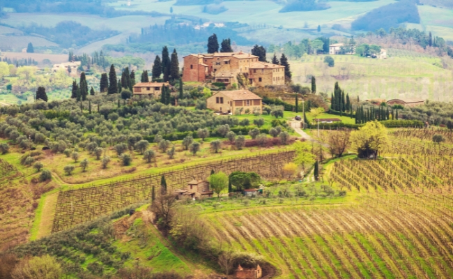 CERDE�A, CINQUE TERRE, PORTOFINO, TOSCANA Y ROMA - SALIDA 14 SEPTIEMBRE 2026 - ACOMPA�ADA POR NOSOTRAS !