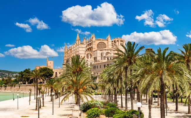 ESPA�A CON MALLORCA - SALIDA 13 DE MAYO 2027